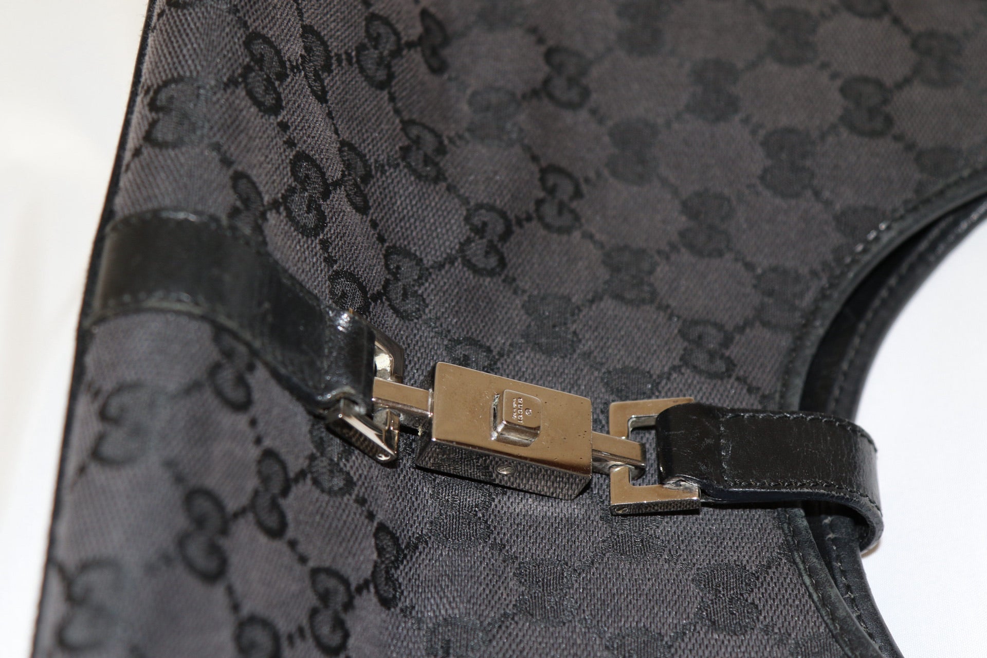Gucci GG Jackie Bardot bag