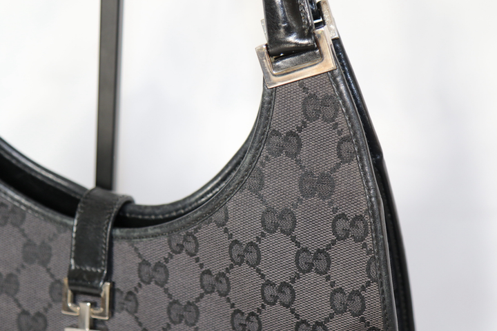 Gucci GG Jackie Bardot bag