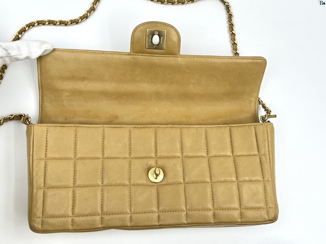 Chanel Chocolate Bar Shoulder Bag Beige