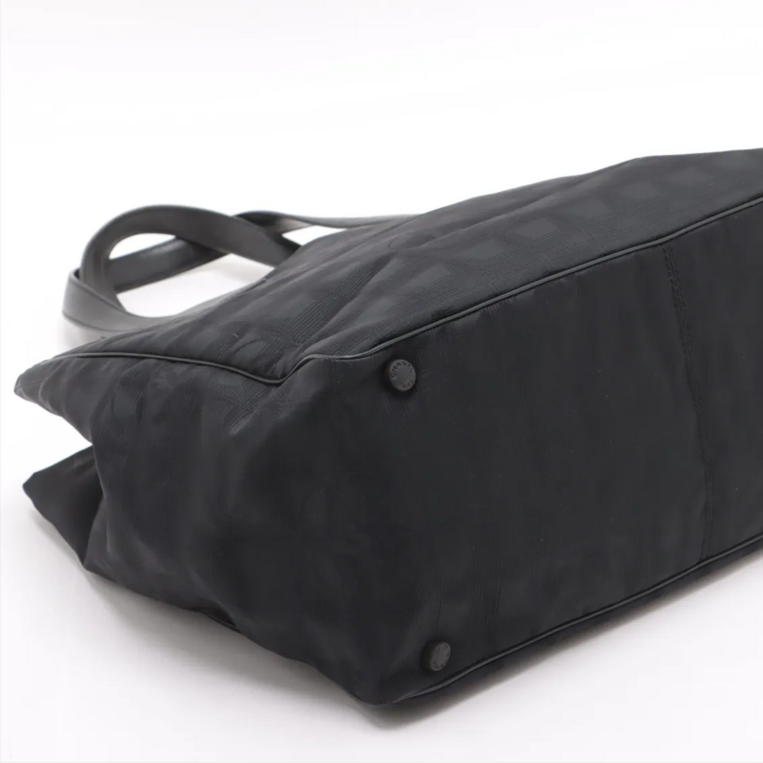 Chanel New Travel Line Nylon x Leather Tote Bag Zwart