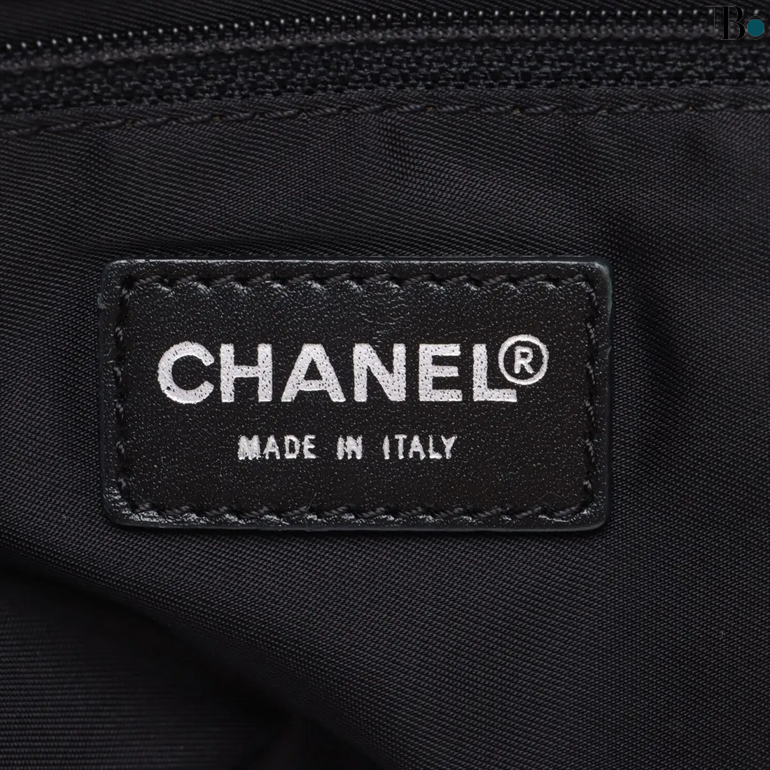 Chanel New Travel Line Nylon x Leather Tote Bag Zwart