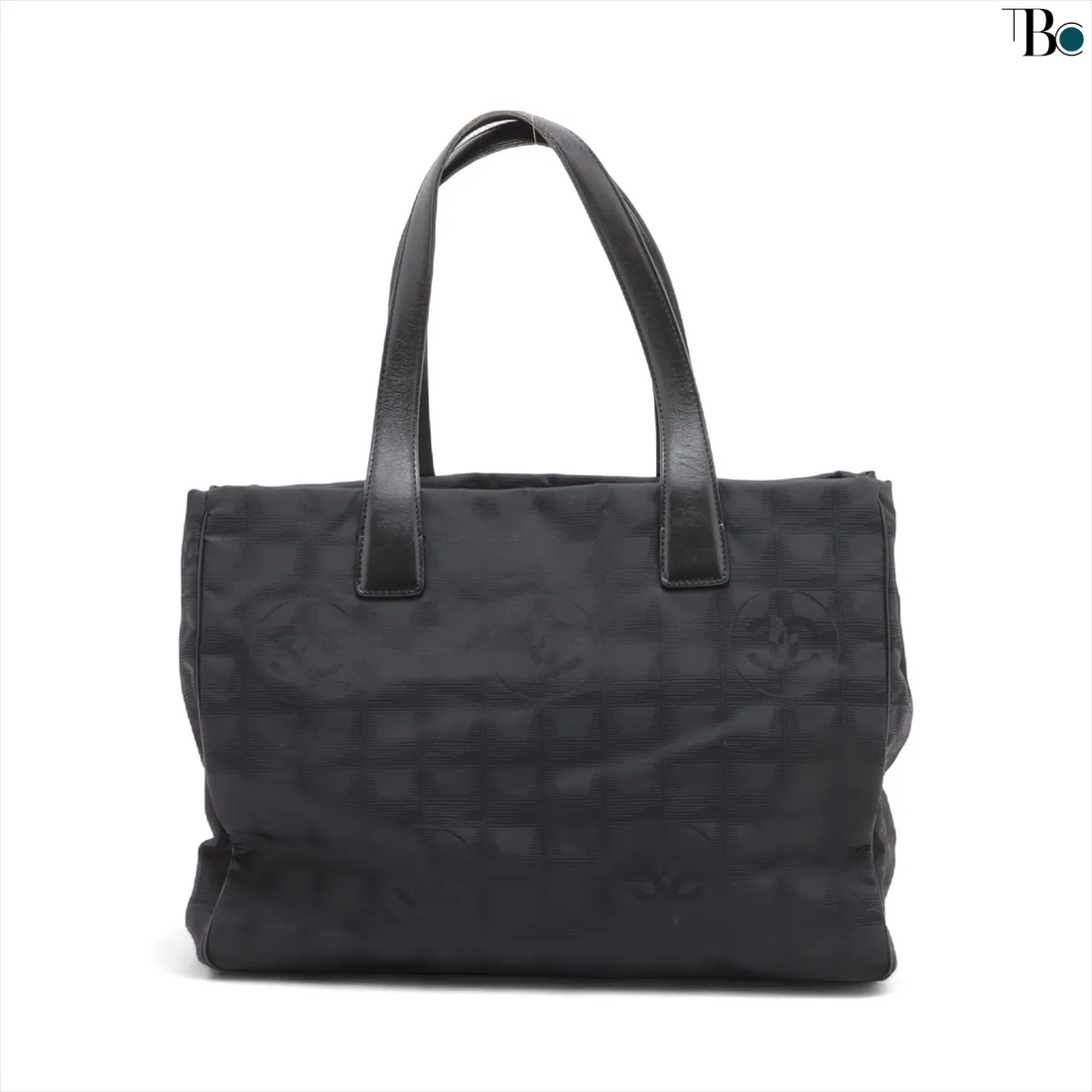 Chanel New Travel Line Nylon x Leather Tote Bag Zwart