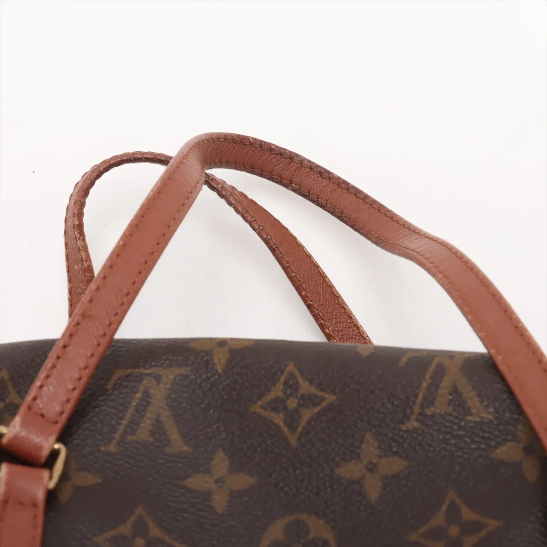 Louis Vuitton Papillon 26