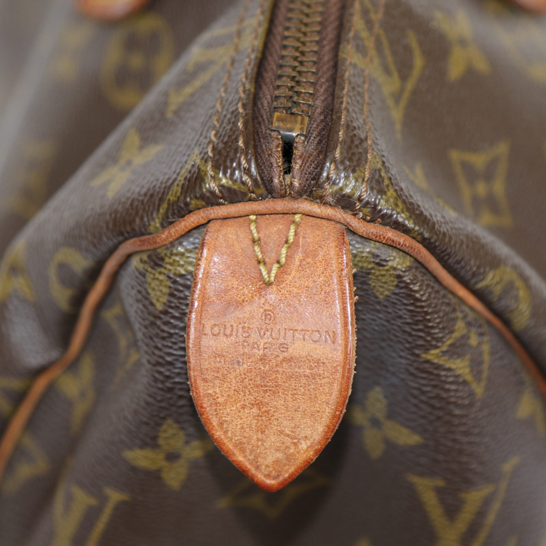Louis Vuitton Speedy 30