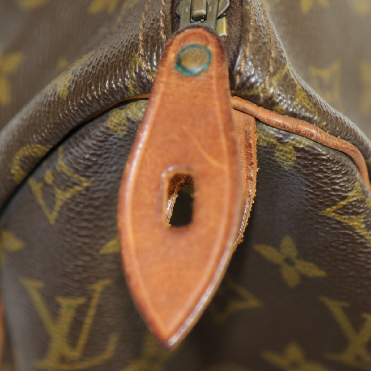 Louis Vuitton Speedy 30
