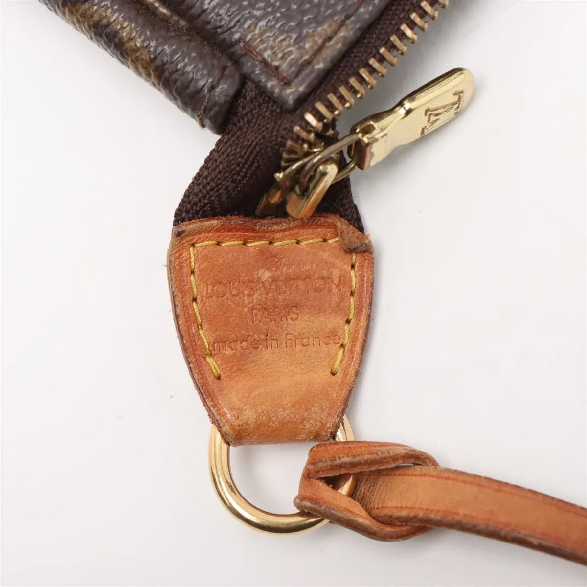 Louis Vuitton Pochette accessoir